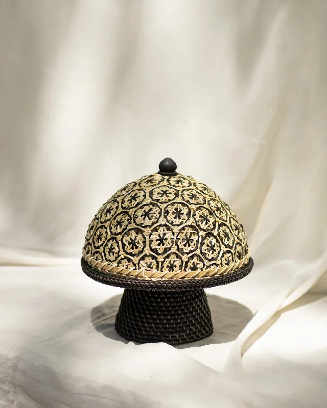 Jharna Cake Stand & Dome