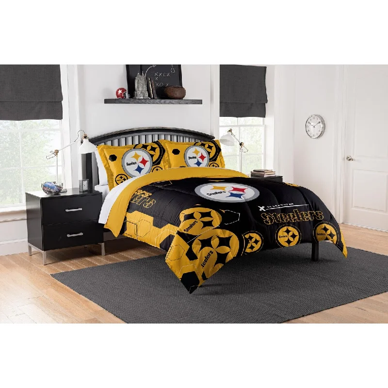 NFL 858 Steelers Hexagon King Printed Comforter & Shams Set